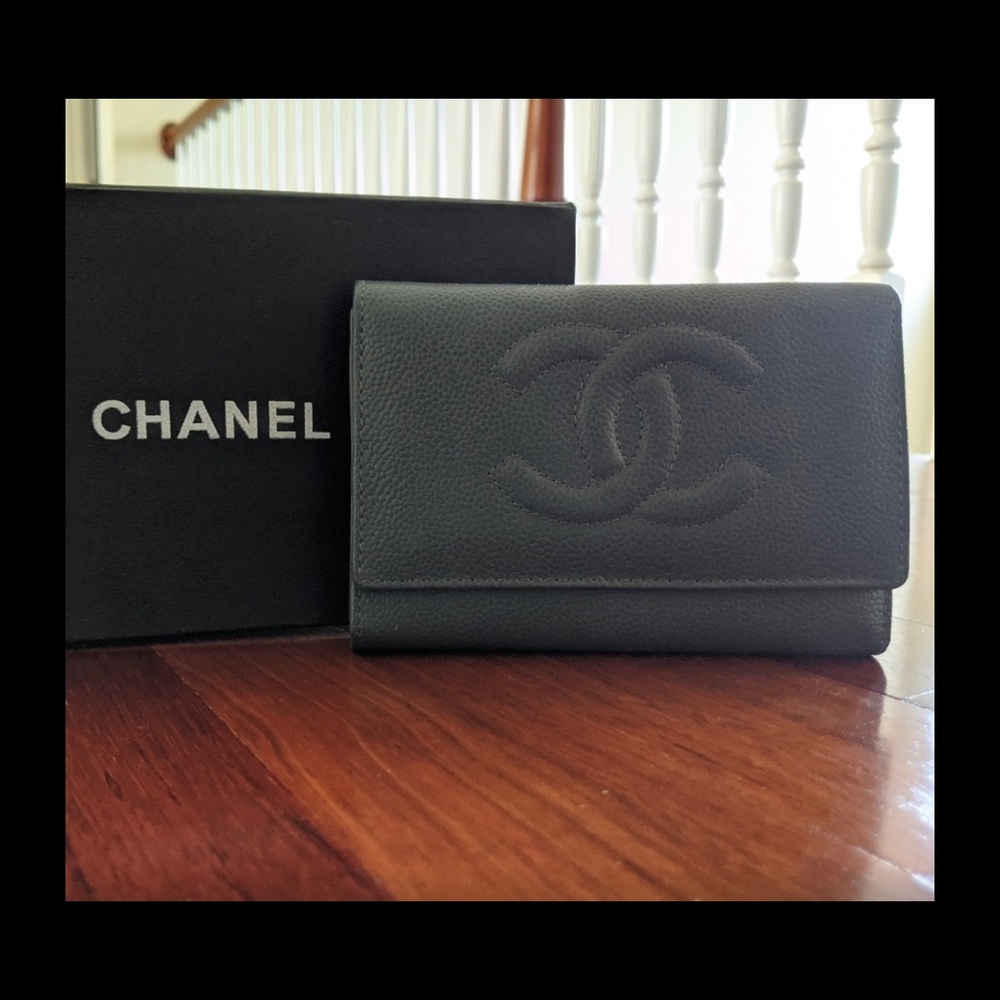 CHANEL Teal Trifold Caviar Leather Wallet